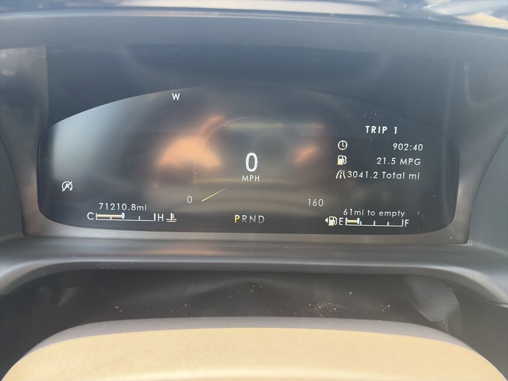 Used 2023 Lincoln Aviator Reserve w/ Equipment Group 201A RWD image 35
