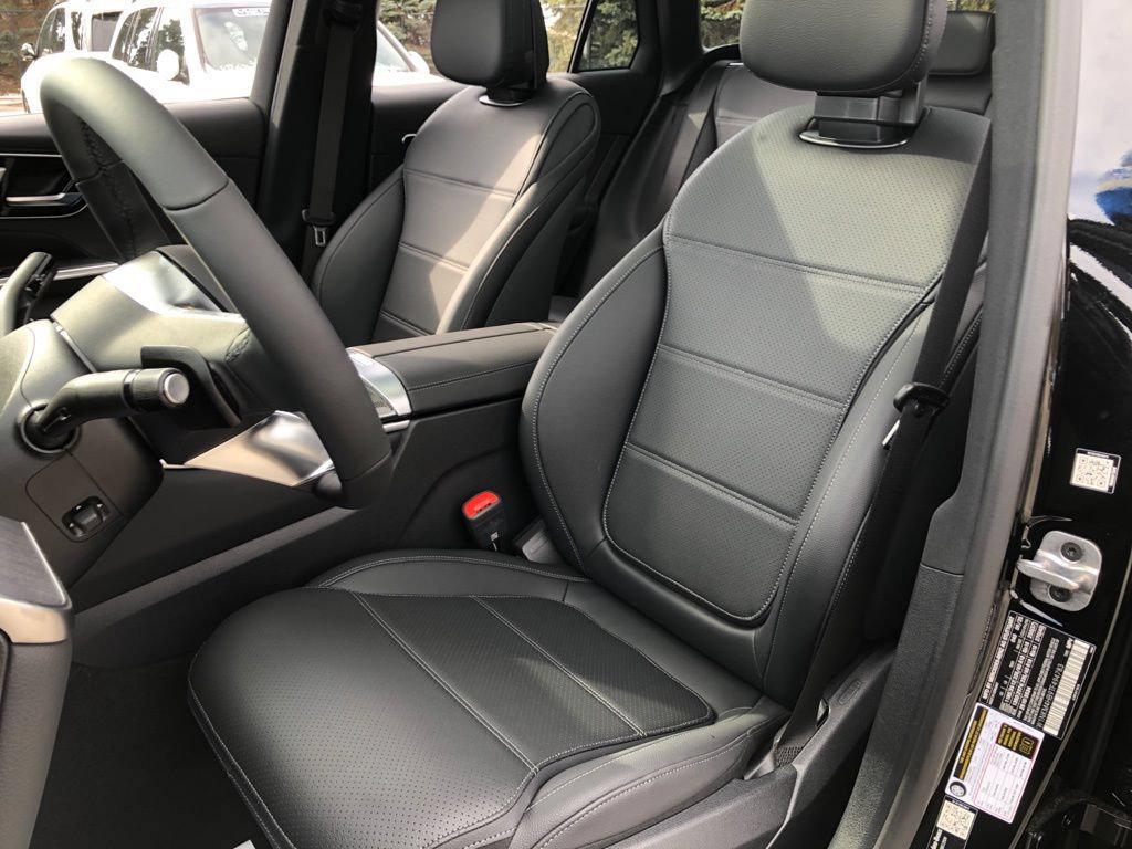 New 2026 Mercedes-Benz GLC 300 4MATIC image 26