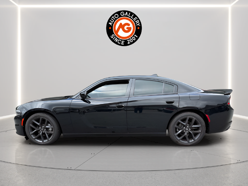 Used 2023 Dodge Charger SXT w/ Blacktop Package RWD image 4