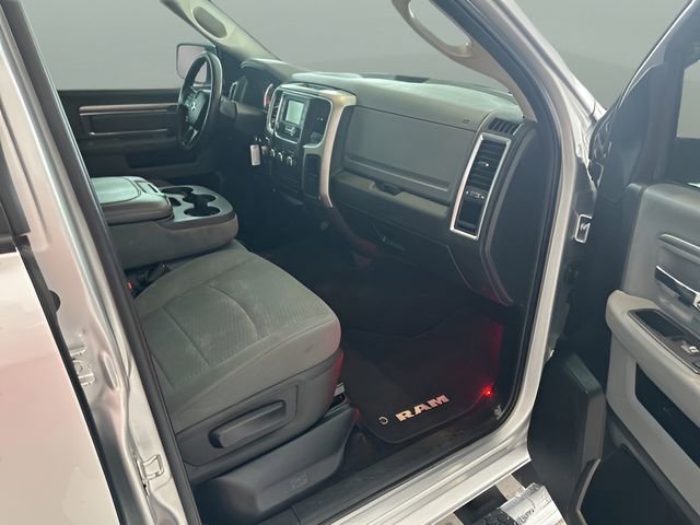 Used 2017 RAM 1500 Classic SLT image 14