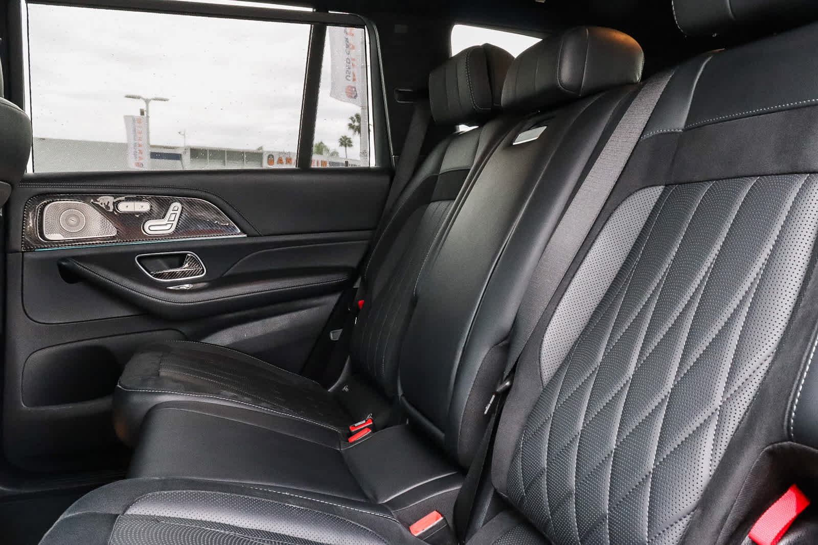 Used 2021 Mercedes-Benz GLS 63 AMG 4MATIC image 31