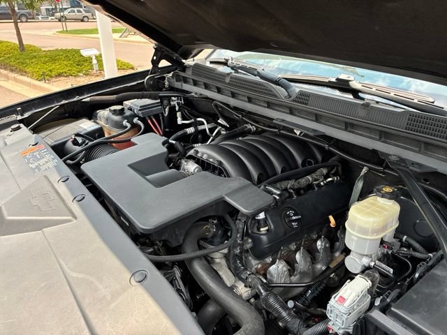 Used 2019 Chevrolet Silverado 1500 LT AWD/4WD image 11