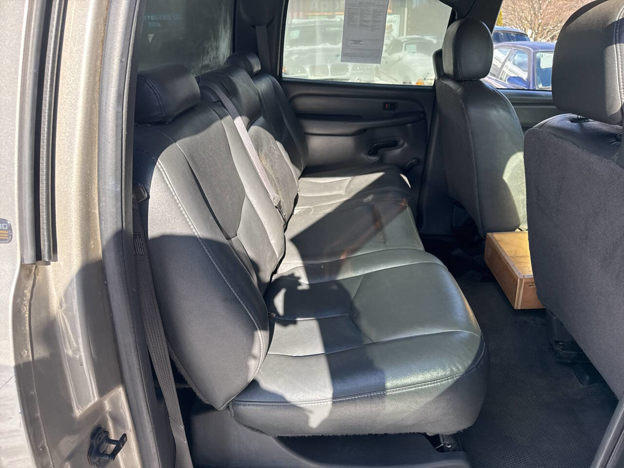 Used 2003 Chevrolet Silverado 2500 2WD Crew Cab image 15