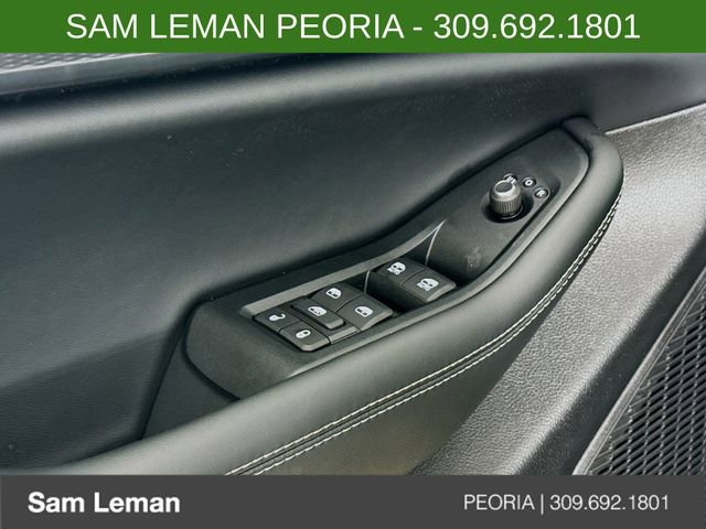 New 2025 Jeep Grand Cherokee Laredo image 17