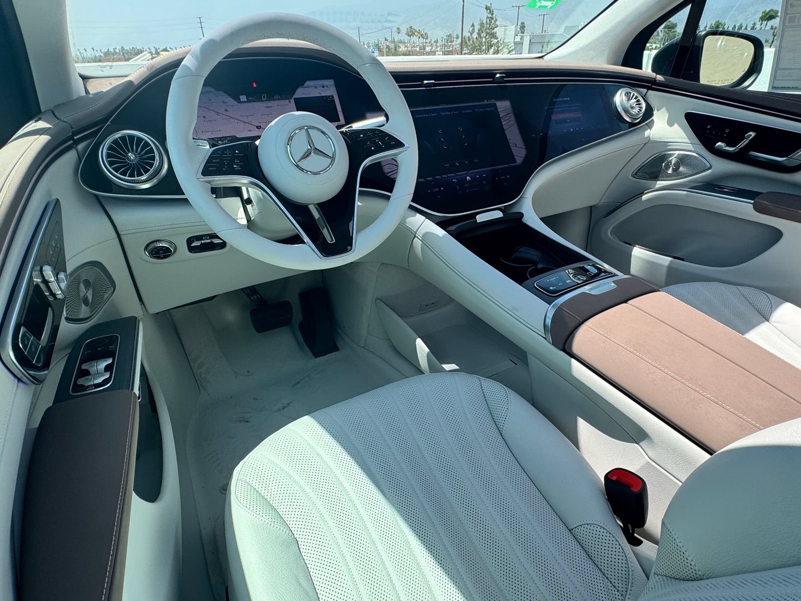 New 2026 Mercedes-Benz EQS 400 4MATIC SUV image 31