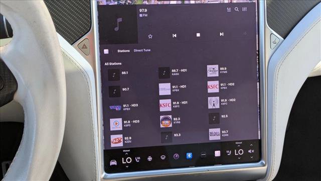 Used 2017 Tesla Model X P100D image 18