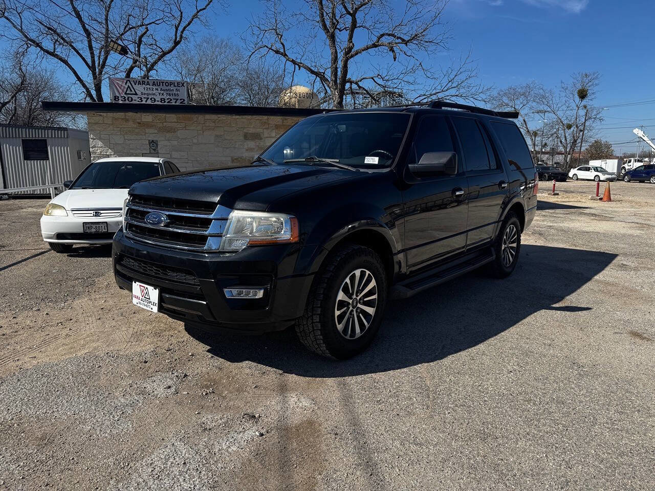 Used 2015 Ford Expedition XLT w/ Equipment Group 202A