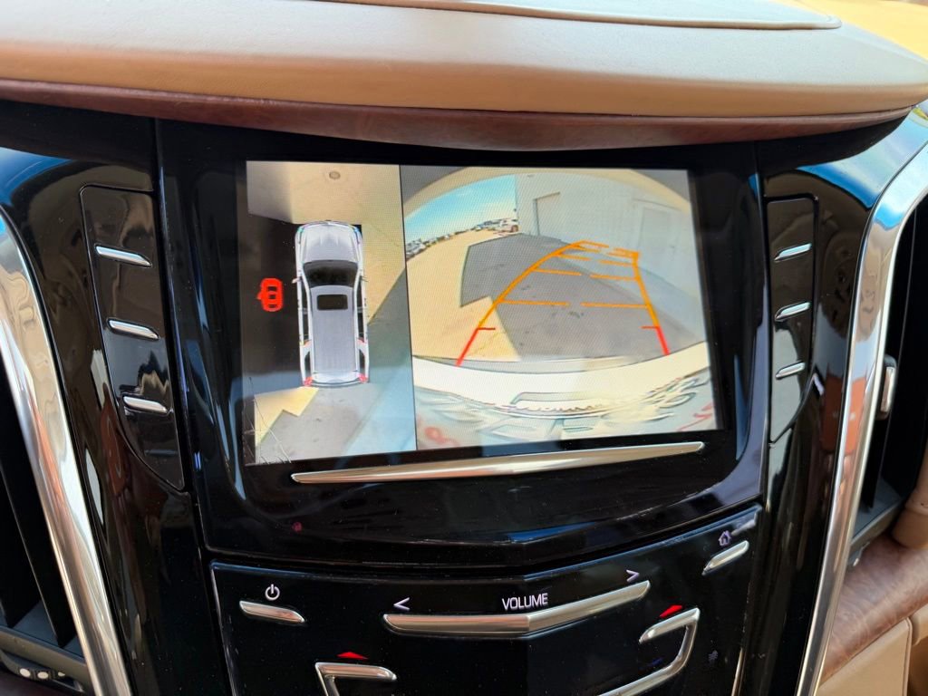 Used 2016 Cadillac Escalade ESV Platinum AWD/4WD image 24