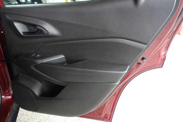 Used 2025 Chevrolet Trax LT image 21