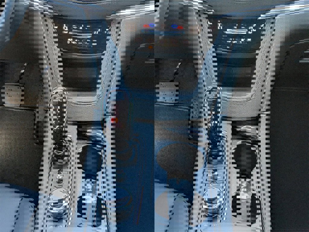 New 2026 Cadillac XT5 Luxury image 22