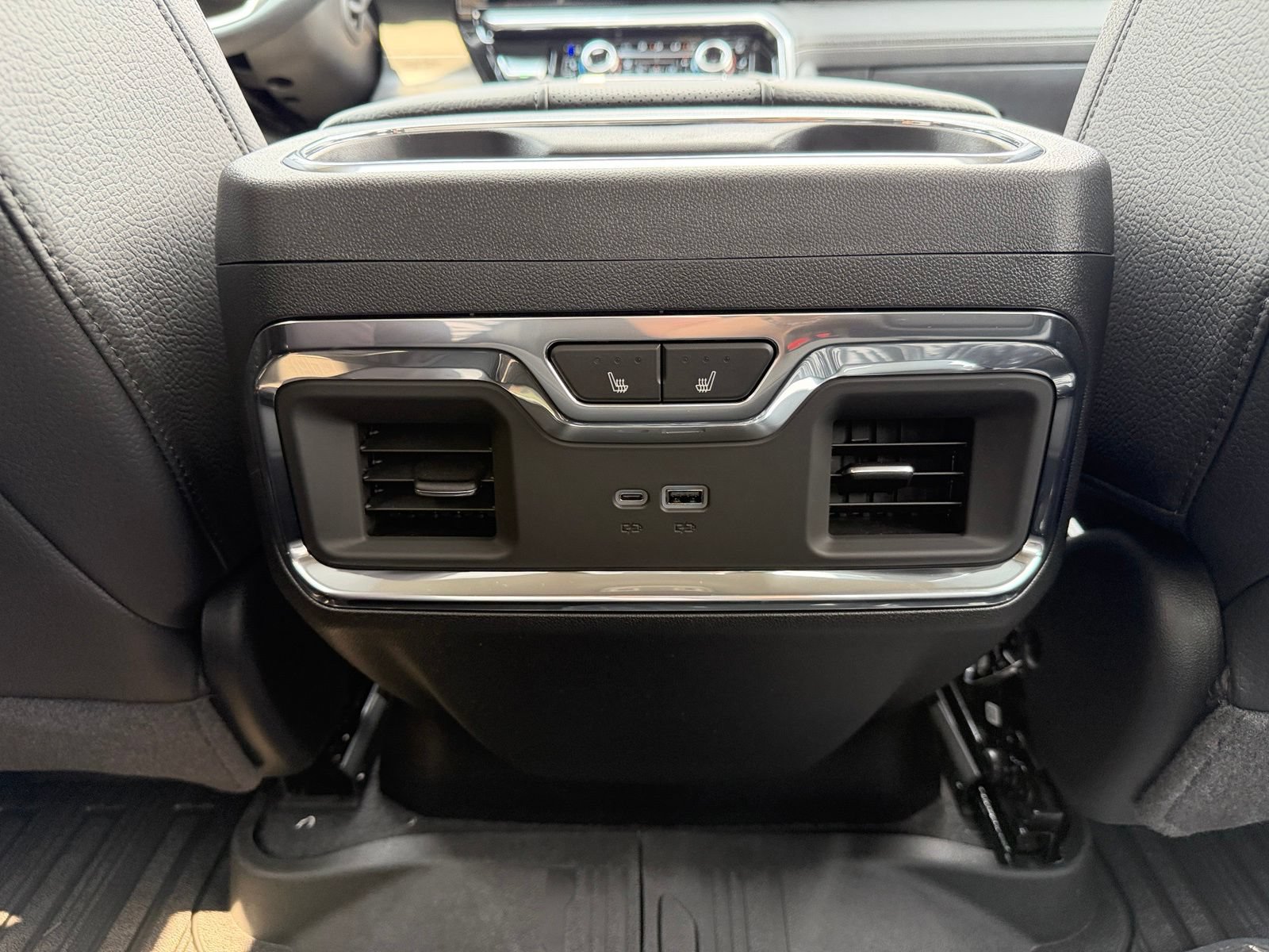 New 2026 GMC Sierra 3500 Denali w/ Denali Reserve Package AWD/4WD image 28