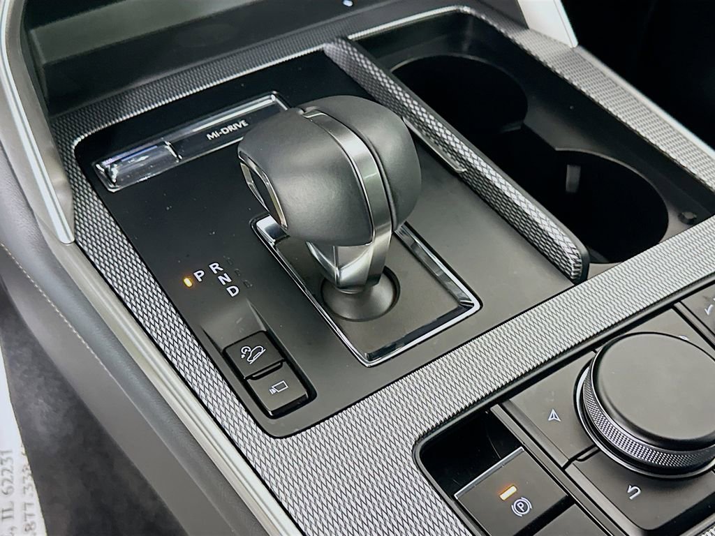 Certified 2025 MAZDA CX-70 3.3 Turbo S w/ Premium Package image 17