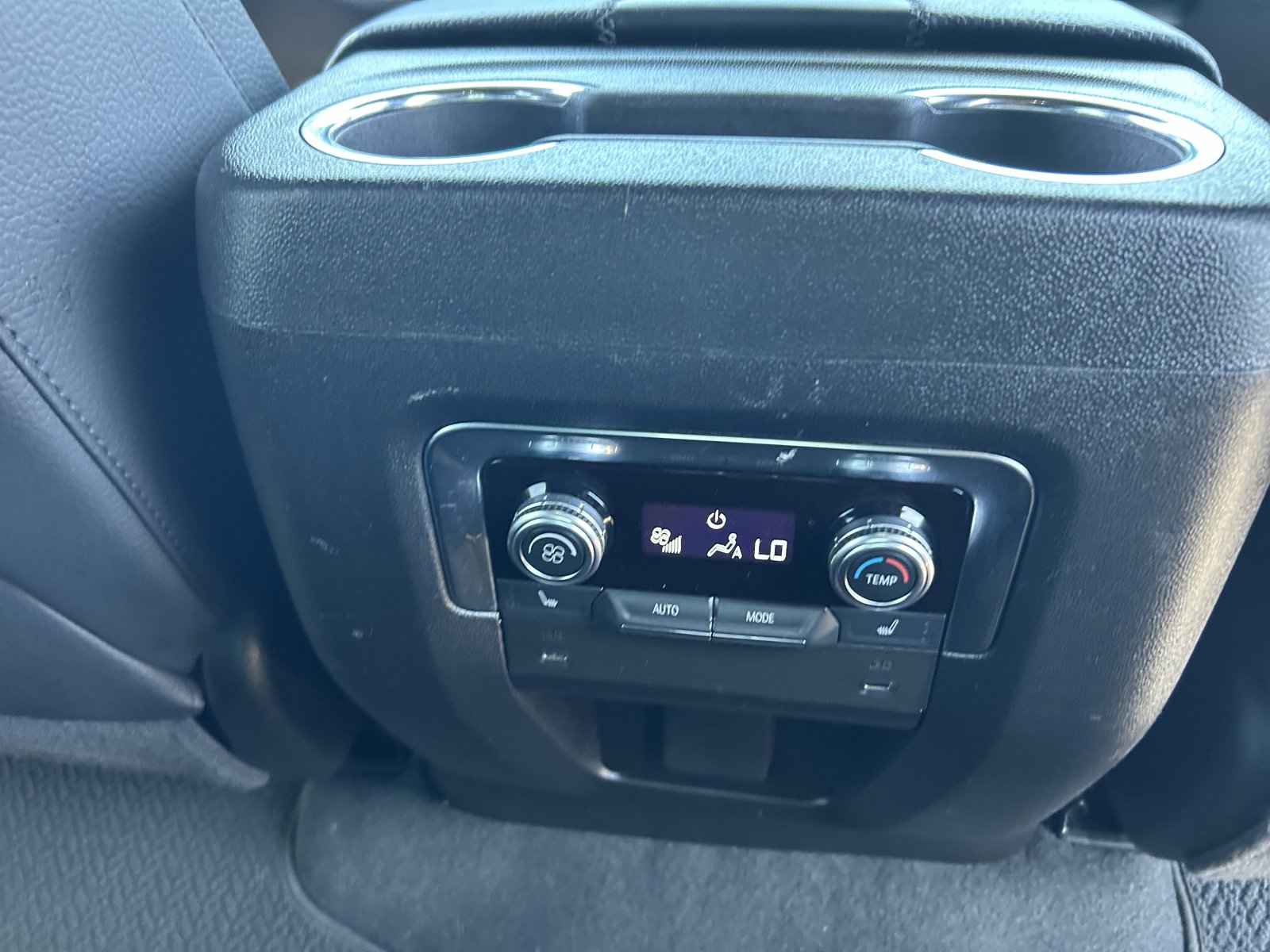 Certified 2025 GMC Yukon XL Denali AWD/4WD image 15