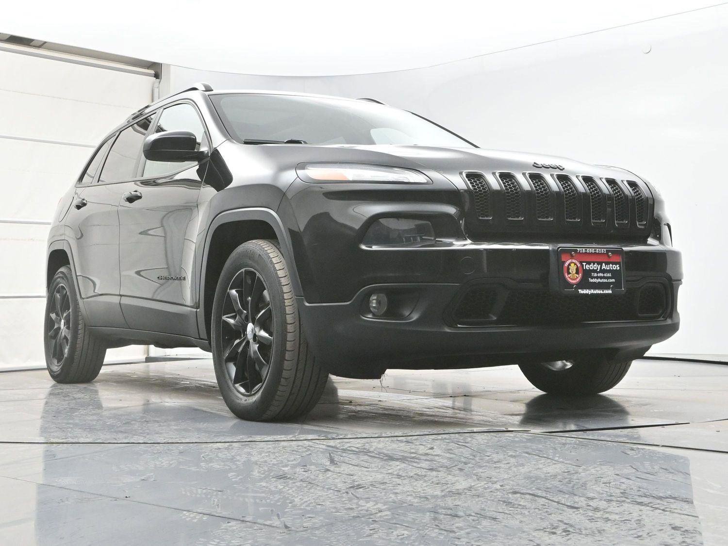 Used 2014 Jeep Cherokee Altitude w/ Comfort/Convenience Group image 22