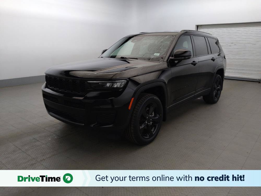 Used 2023 Jeep Grand Cherokee L Laredo RWD image 1