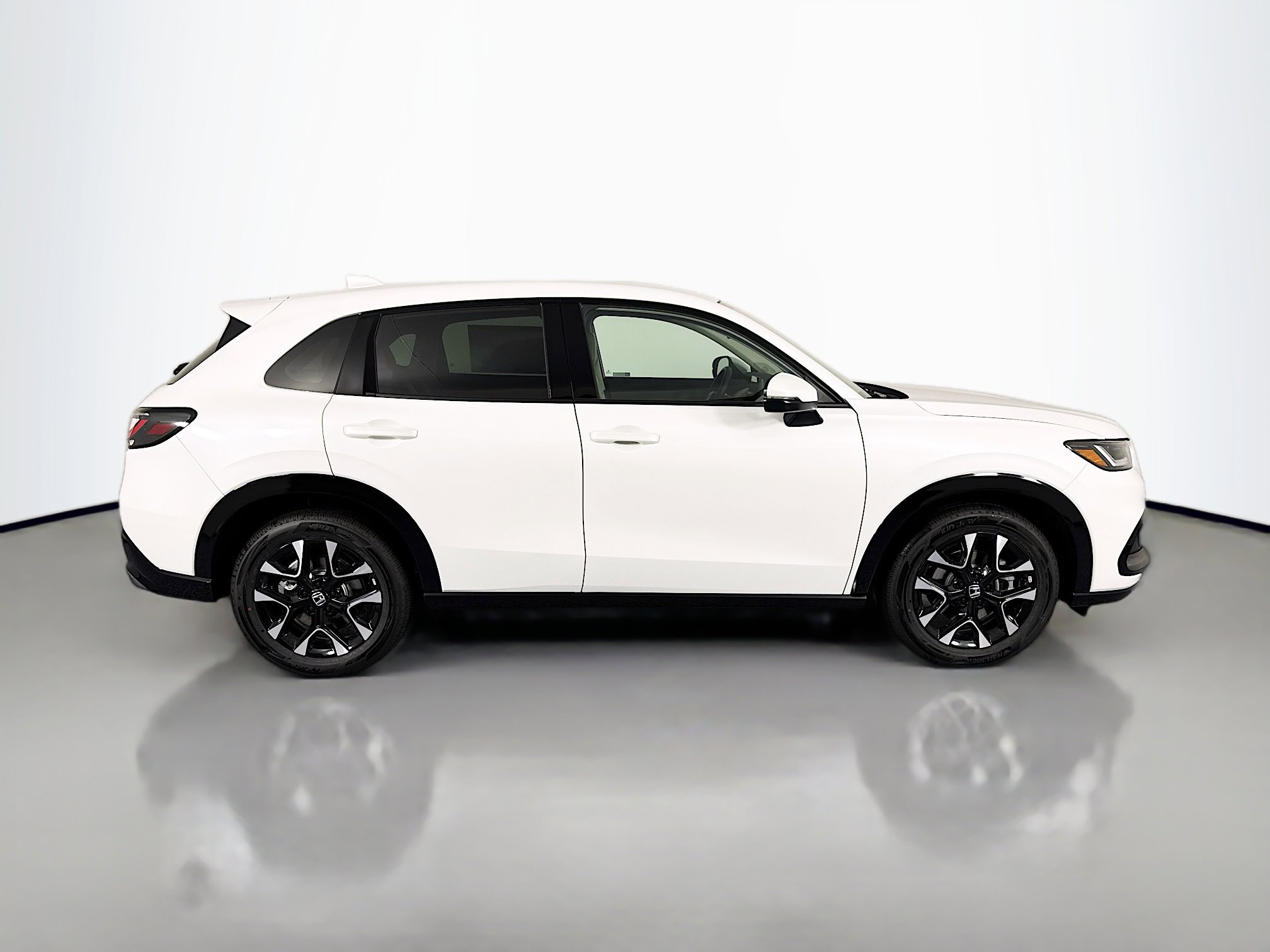 New 2026 Honda HR-V EX-L image 4