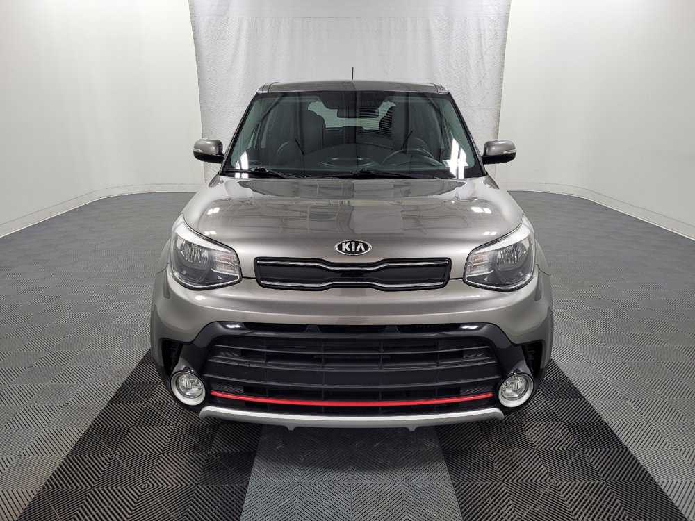 Used 2019 Kia Soul ! FWD image 14