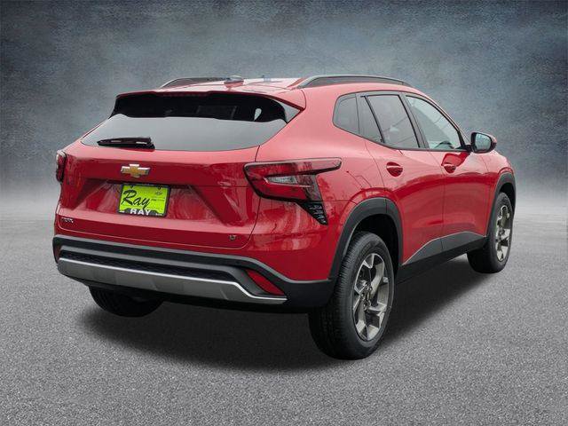 New 2026 Chevrolet Trax LT w/ Sunroof Package image 4