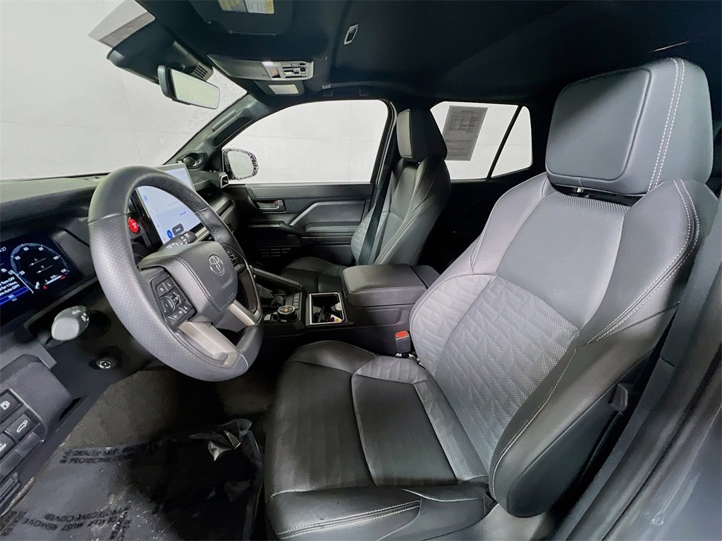 Certified 2025 Toyota 4Runner TRD Off-Road Premium image 19