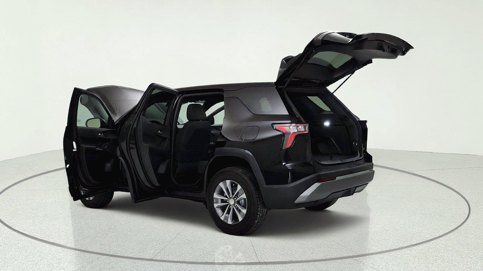 Used 2025 Chevrolet Equinox LT FWD image 12