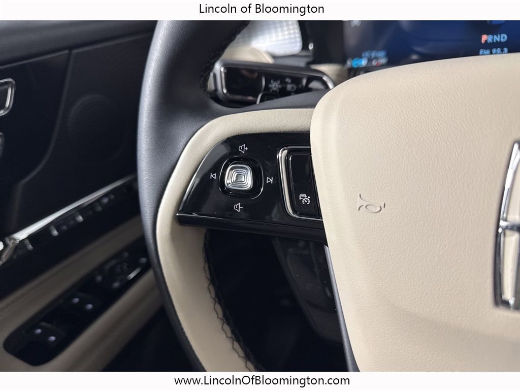 New 2026 Lincoln Corsair Premiere image 32