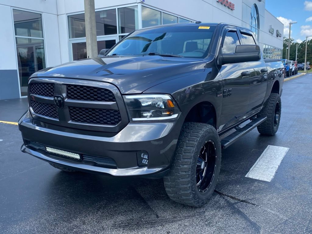 Used 2016 RAM 1500 Express RWD image 4