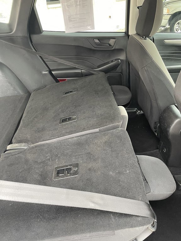 Used 2022 Ford Escape SE image 22