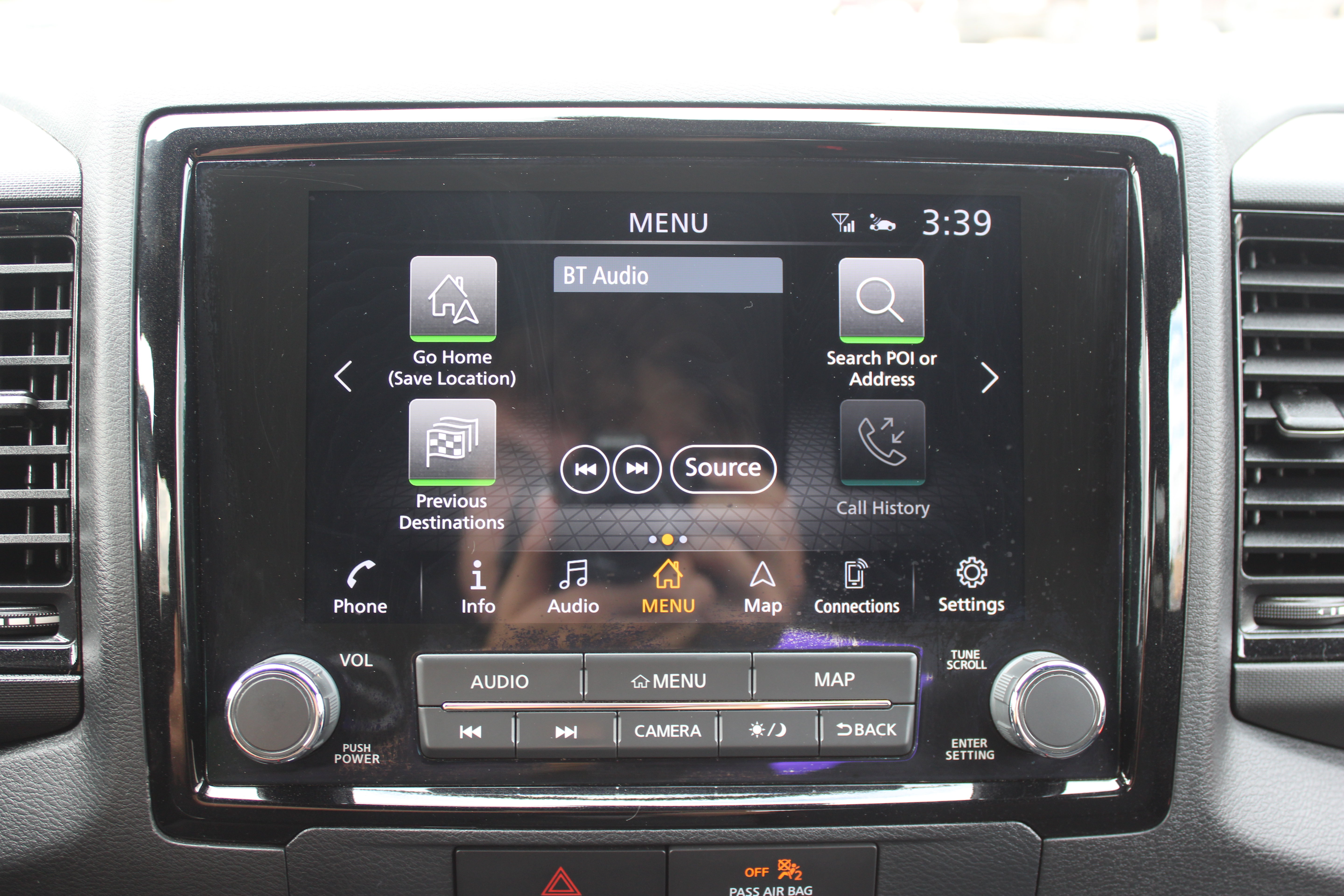 Certified 2022 Nissan Frontier PRO-4X w/ Technology Package AWD/4WD image 14