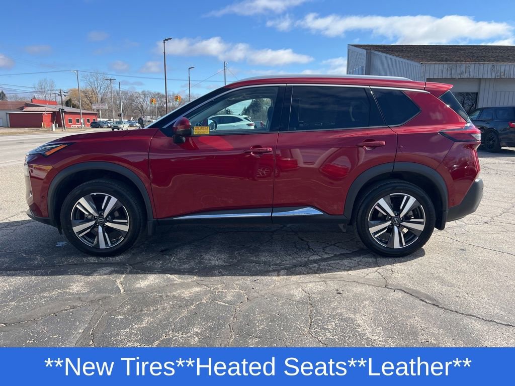 Used 2023 Nissan Rogue SL w/ SL Premium Package image 4