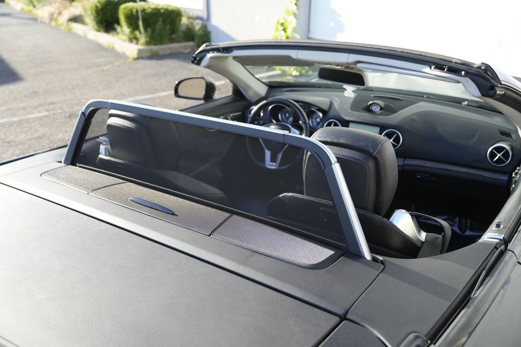 Used 2015 Mercedes-Benz SL 400 w/ Premium I Package image 29