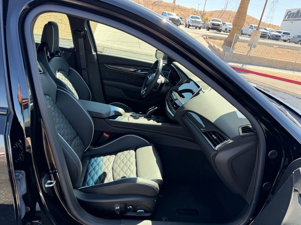 Used 2023 Cadillac CT5 V Blackwing w/ Driver Assist Package RWD image 17