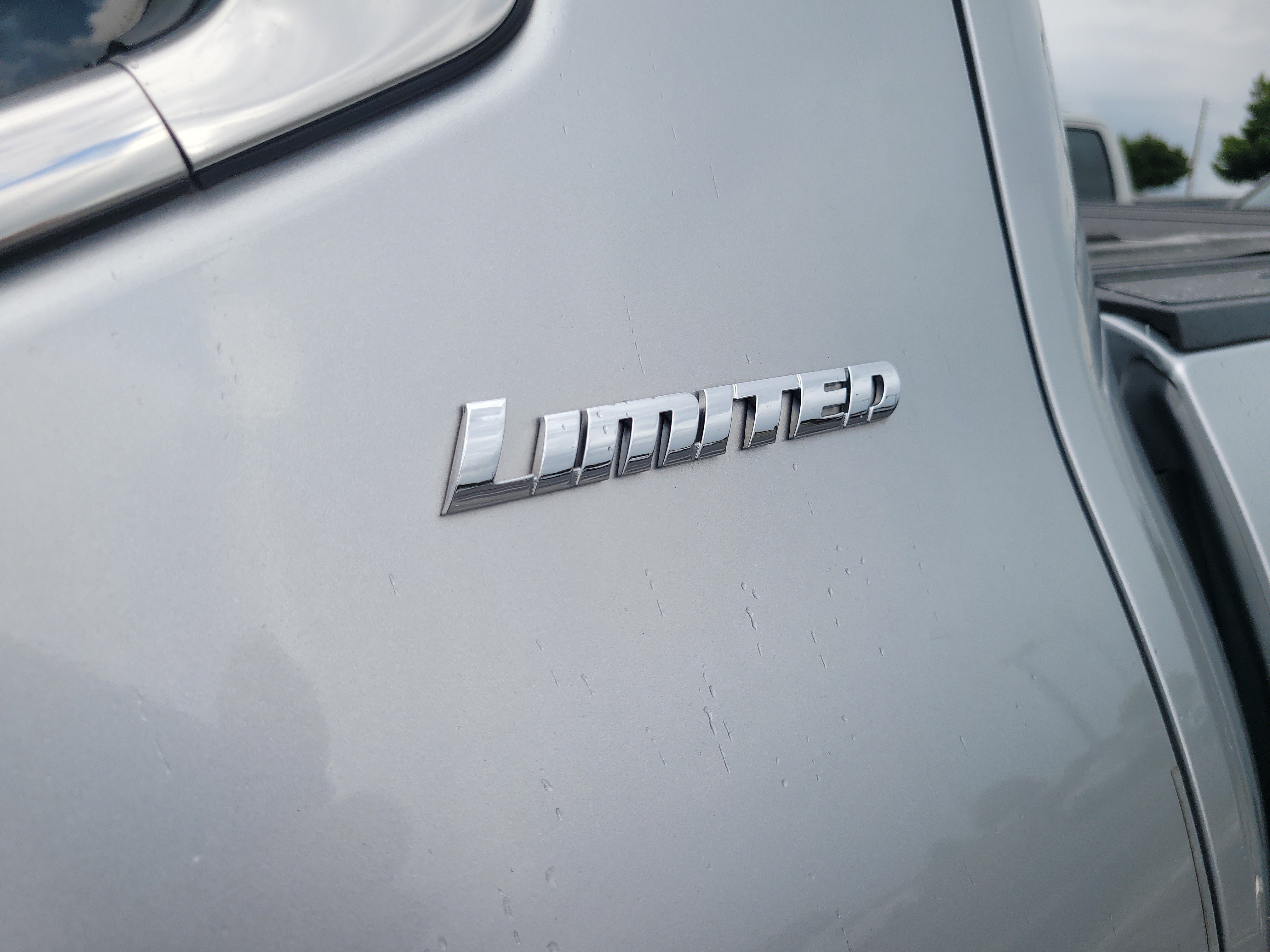 Used 2024 Toyota Tundra Limited AWD/4WD image 11
