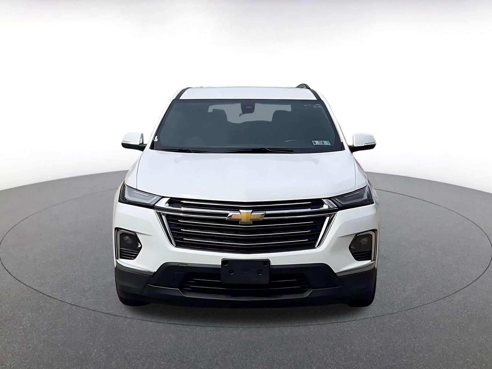 Used 2023 Chevrolet Traverse LT AWD/4WD image 4