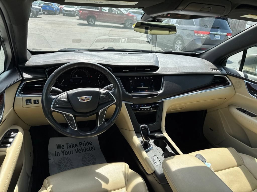 Used 2018 Cadillac XT5 Luxury w/ Driver Awareness Package AWD/4WD image 36