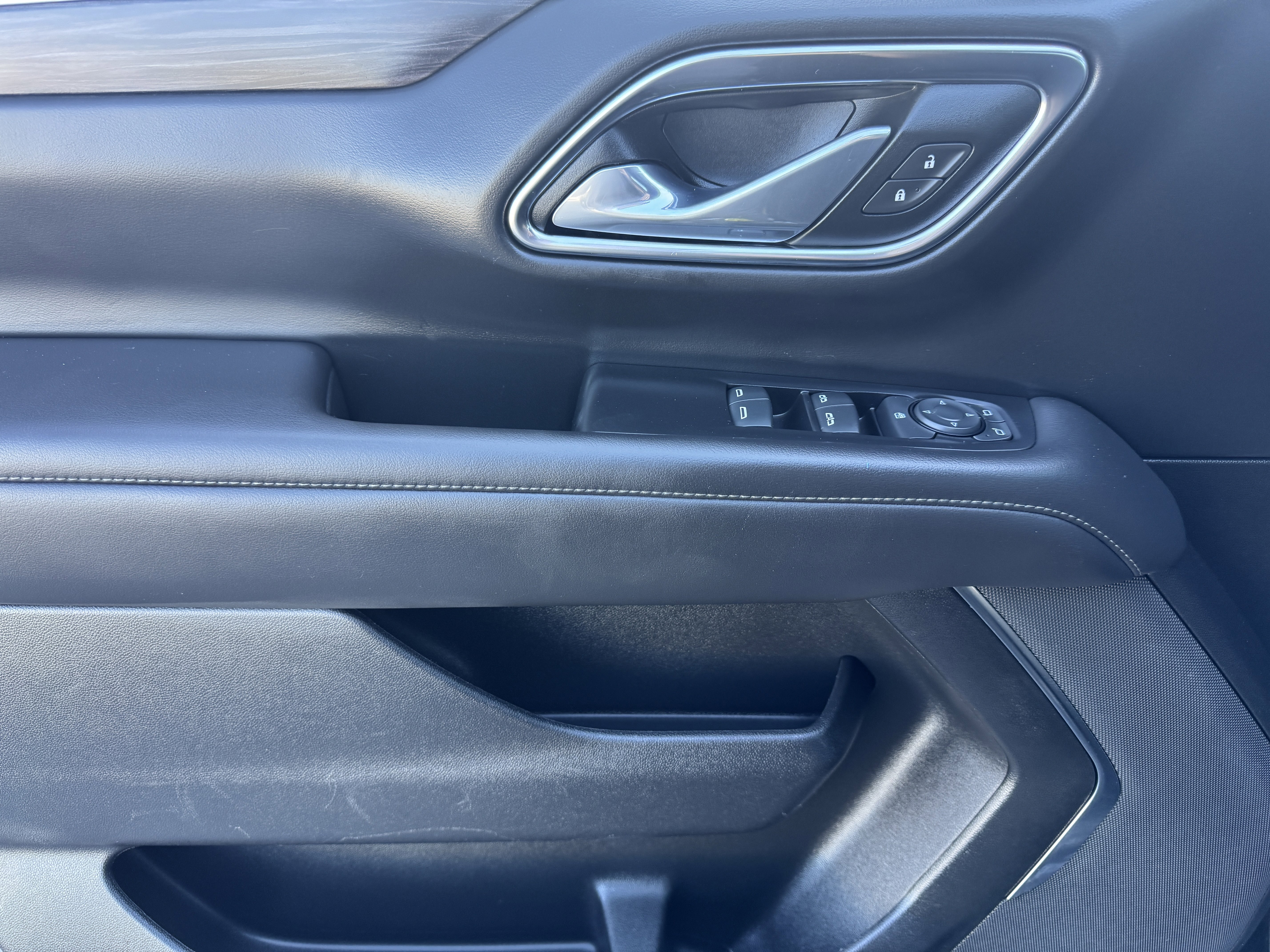 Certified 2024 Chevrolet Suburban LS image 10