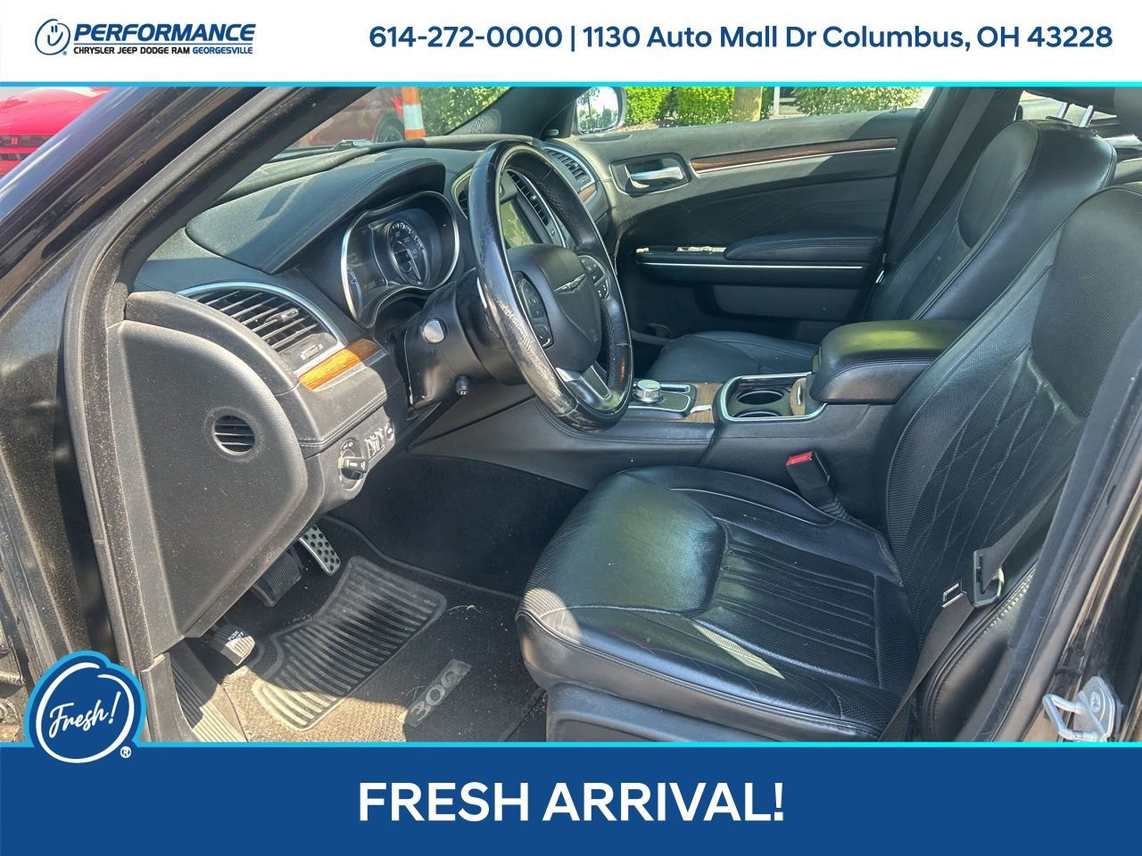 Used 2015 Chrysler 300 C Platinum w/ Light Group RWD image 11