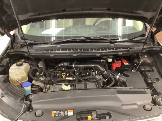 Used 2017 Ford Edge SEL w/ Equipment Group 201A AWD/4WD image 18