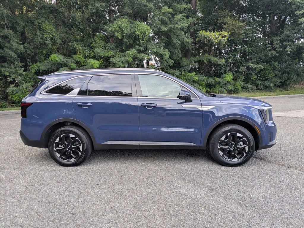 Used 2026 Kia Sorento S AWD/4WD image 3