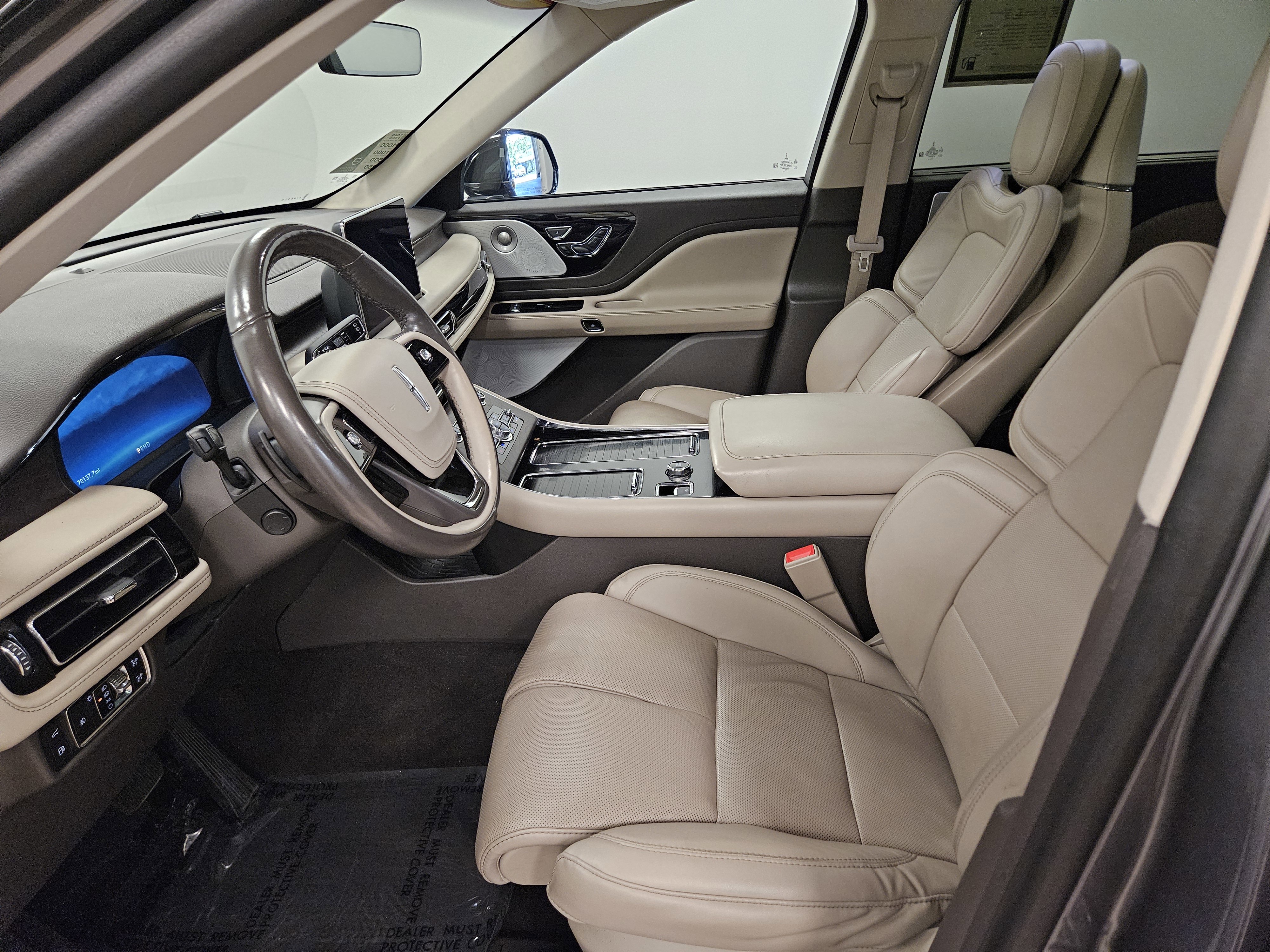 Used 2022 Lincoln Aviator Grand Touring w/ Equipment Group 301A image 8