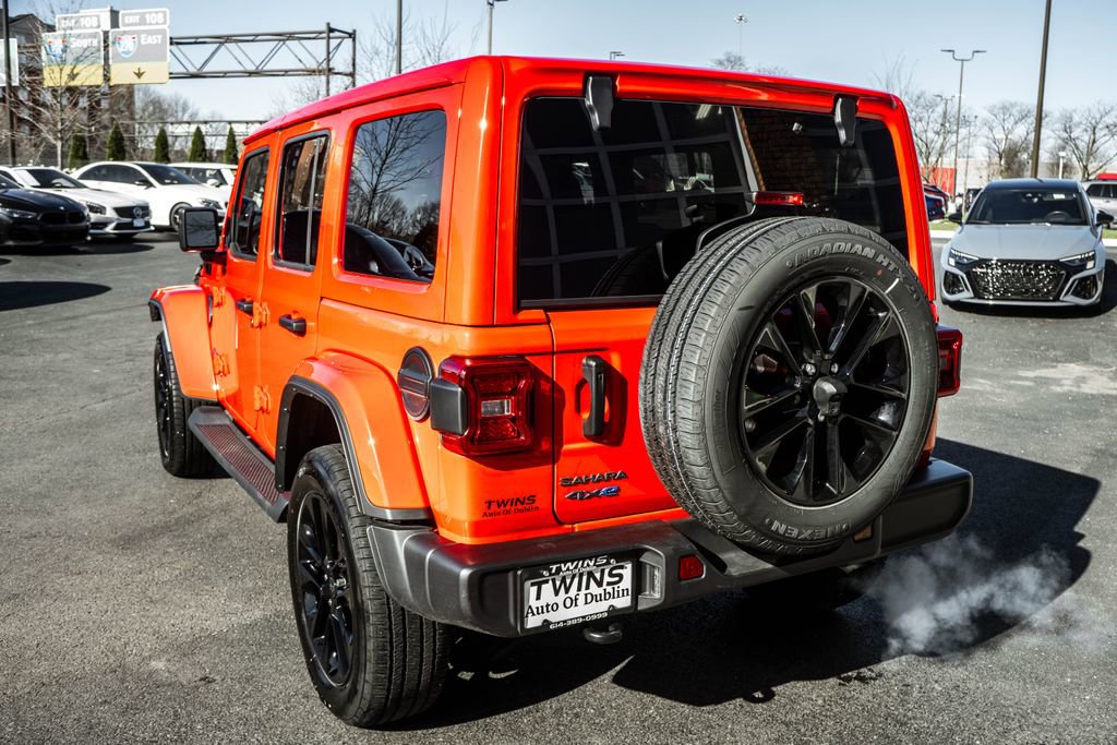 Used 2025 Jeep Wrangler Unlimited Sahara image 43