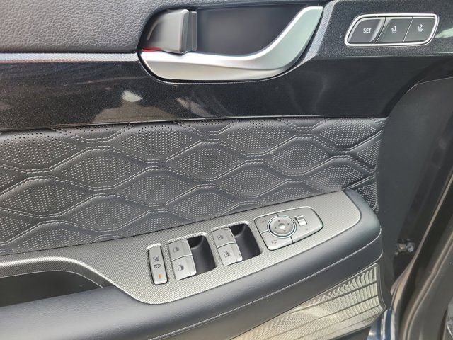 Used 2020 Hyundai Palisade Limited image 22