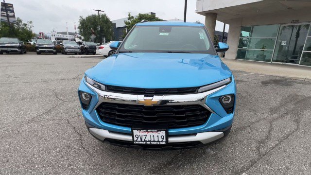 Used 2026 Chevrolet TrailBlazer LT FWD image 3