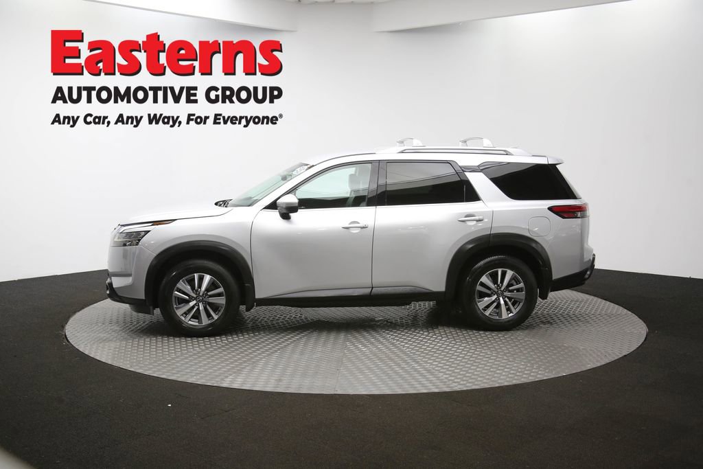 Used 2023 Nissan Pathfinder SL image 58