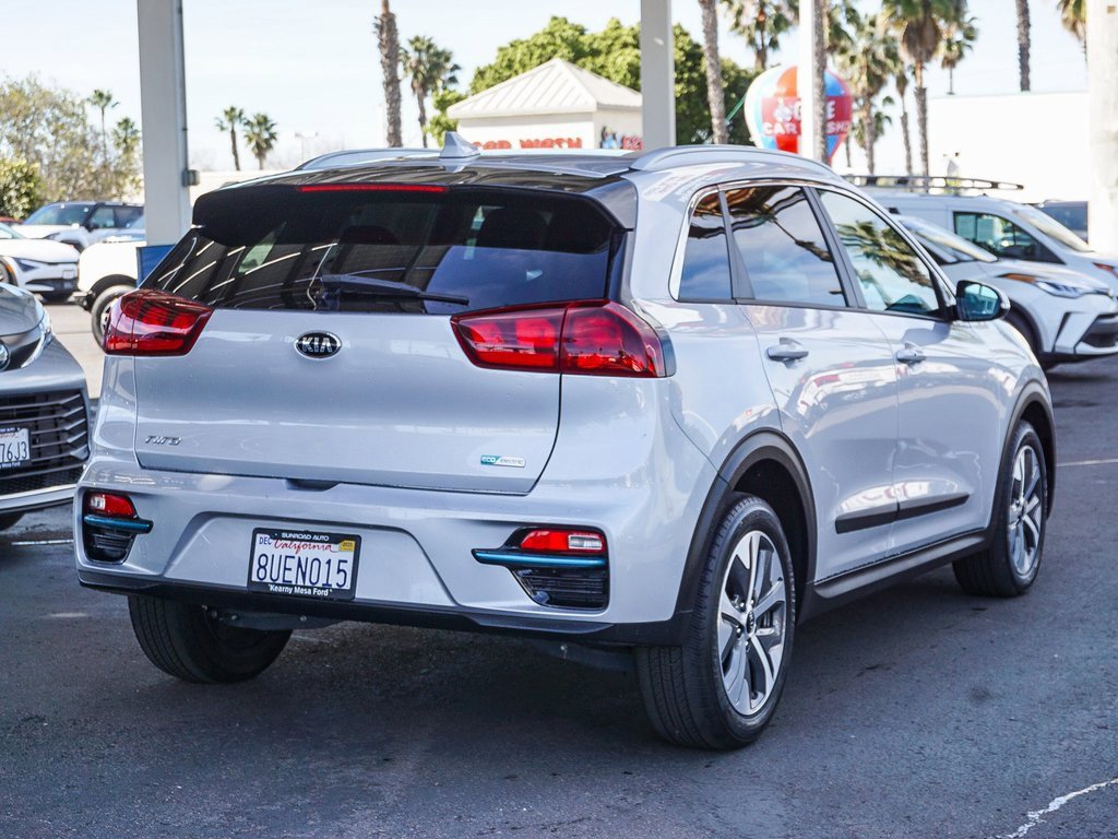 Certified 2020 Kia Niro EX image 7
