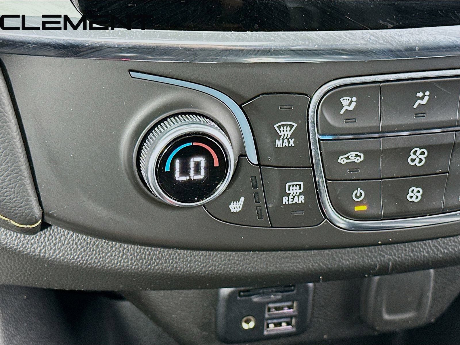 Used 2021 Chevrolet Traverse RS w/ LPO, Floor Liner Package AWD/4WD image 23