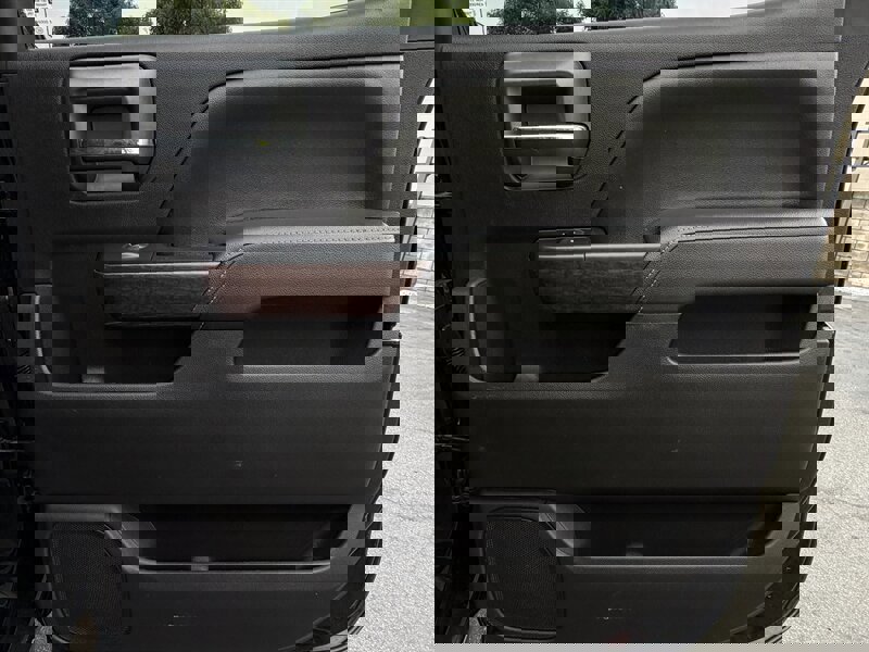 Used 2017 GMC Sierra 2500 SLT w/ Driver Alert Package image 43