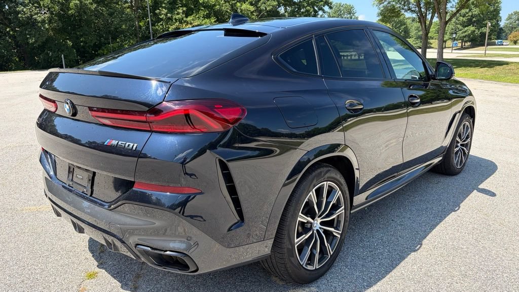 Used 2020 BMW X6 M50i w/ Executive Package AWD/4WD image 4