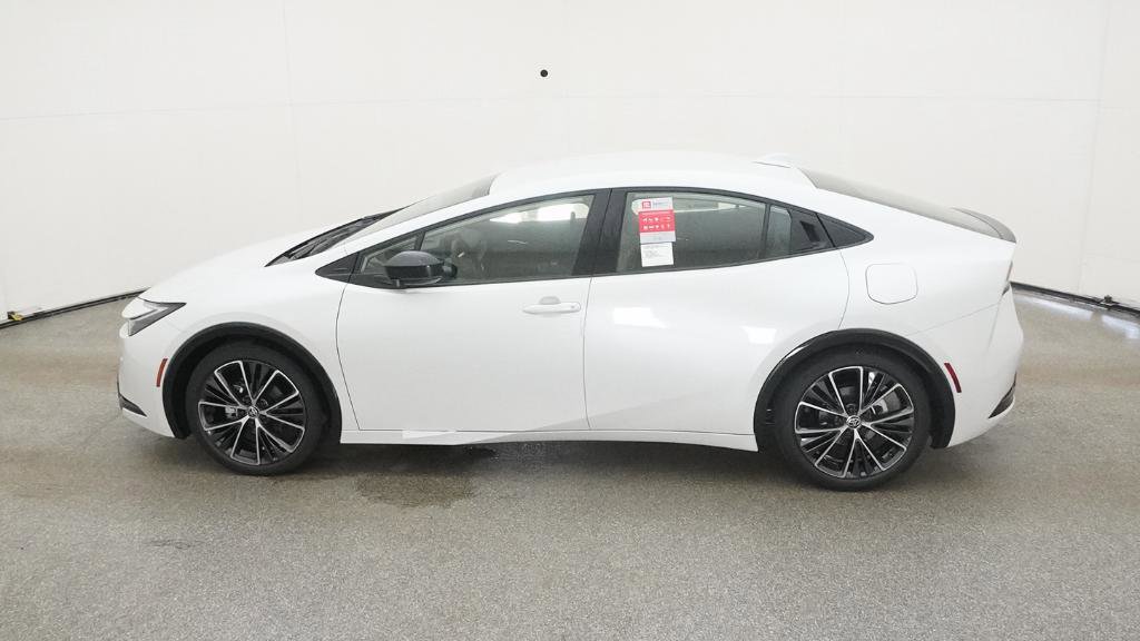 New 2025 Toyota Prius XLE image 9