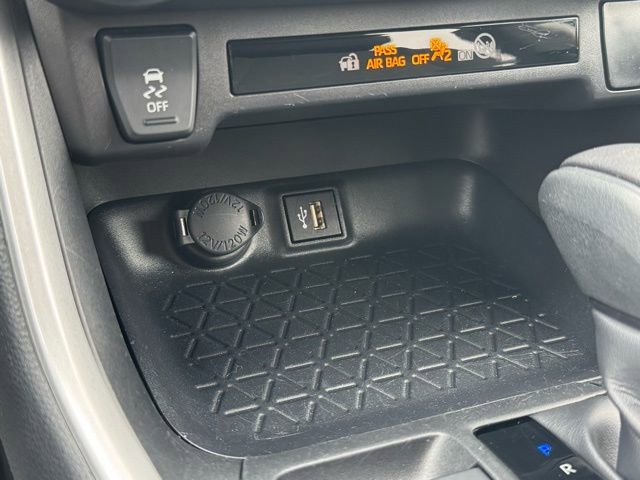 Certified 2025 Toyota RAV4 XLE image 12