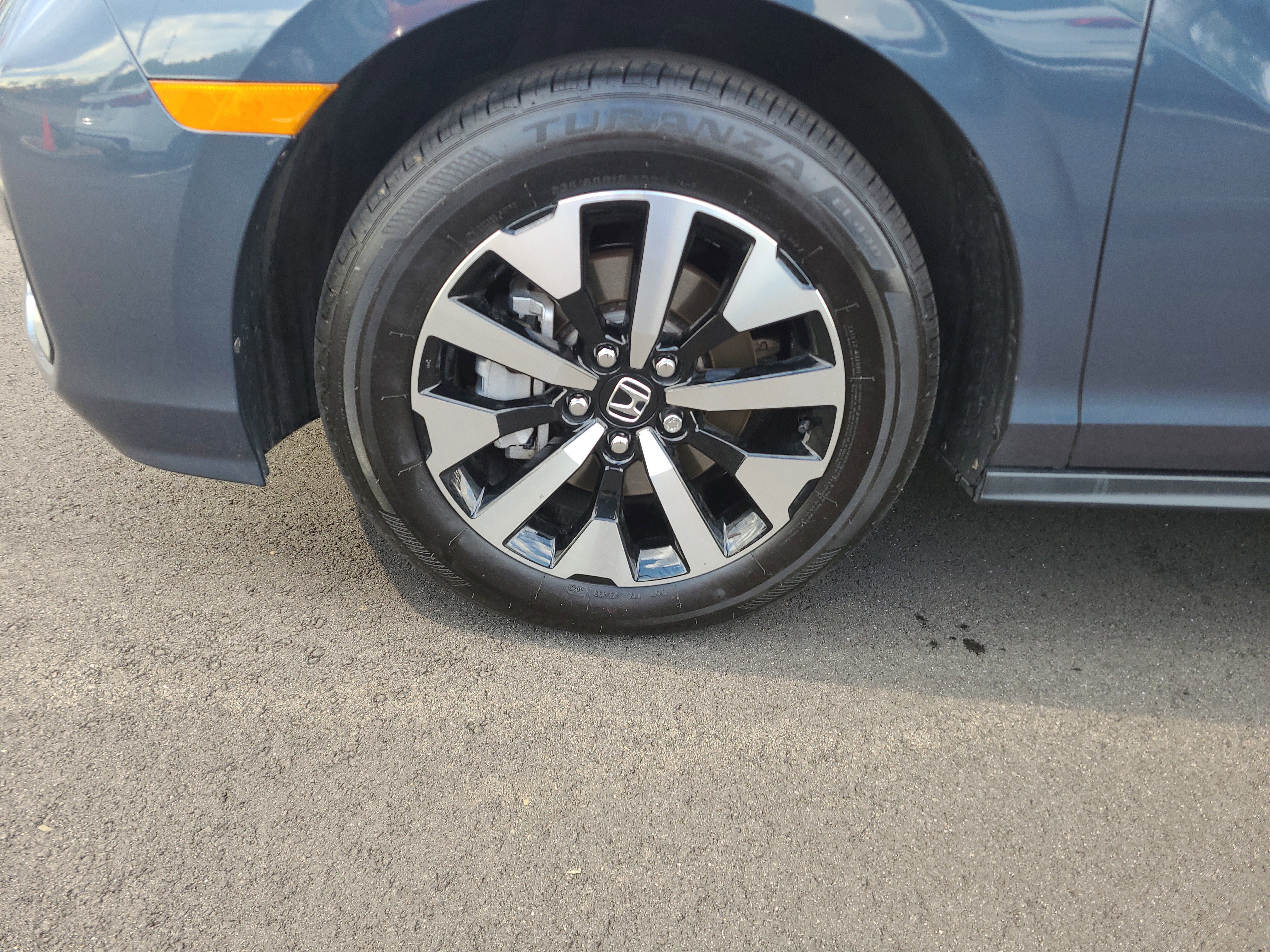 Used 2026 Honda Odyssey EX-L image 10